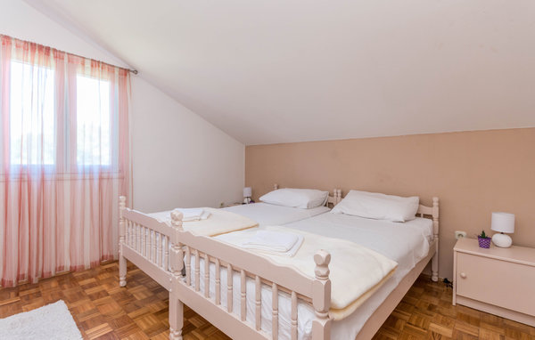 Apartment - Biograd - Sv. Filip i Jakov , Croatia - CDI445 603