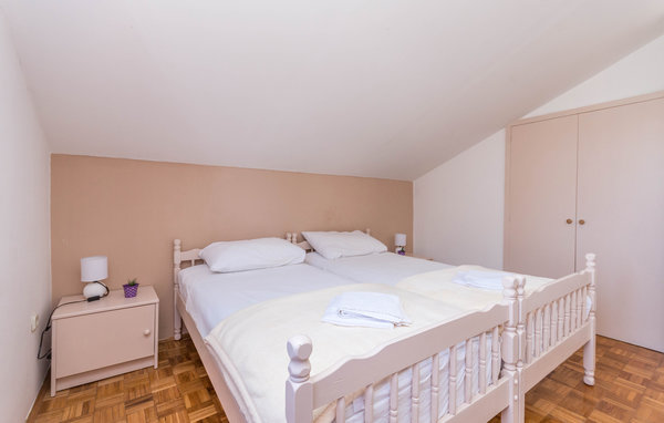 Apartment - Biograd - Sv. Filip i Jakov , Croatia - CDI445 604