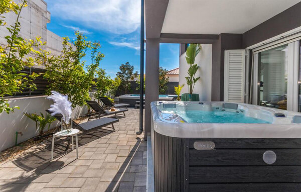 Holiday Home - Biograd , Croatia - CDI811 101
