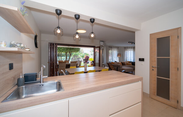 Holiday Home - Zadar - Kozino , Croatia - CDI900 403