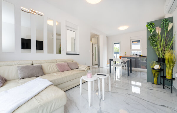 Holiday Home - Zadar - Maslenica , Croatia - CDI901 301