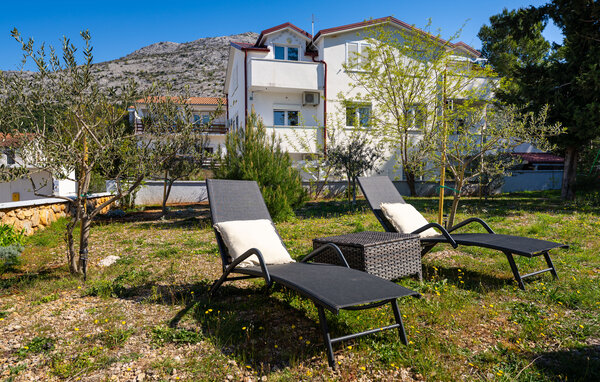 Feriehus - Starigrad Paklenica , Kroatia - CDI911 2