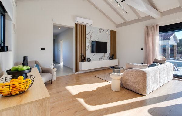 Holiday Home - Biograd-Tinj , Croatia - CDI961 301