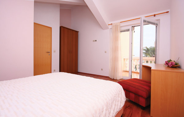 Holiday Home - Vodice , Croatia - CDJ127 602