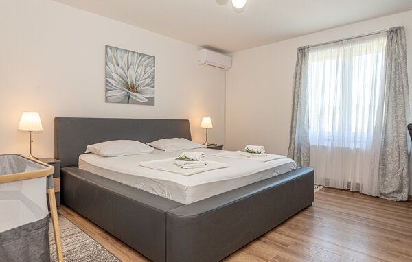 Holiday Home - Sibenik-Zaton , Croatia - CDJ205 604