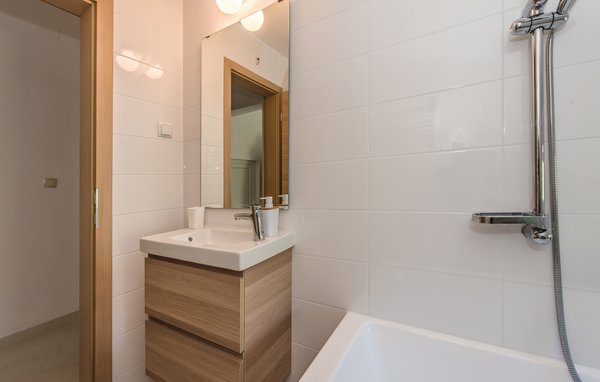 Feriehuse - Sibenik-Badanj , Kroatien - CDJ349 704