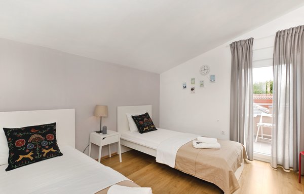Feriehuse - Sibenik-Badanj , Kroatien - CDJ349 605