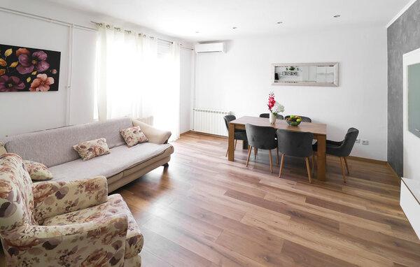 Feriehus - Sibenik-Konjevrate , Kroatia - CDJ414 302