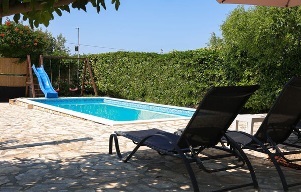 Feriehus - Sibenik-Konjevrate , Kroatia - CDJ414 2