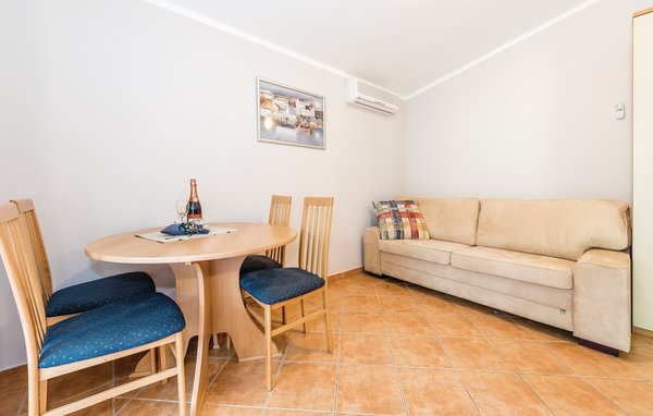 Apartment - Sibenik-Grebastica , Croatia - CDJ477 2