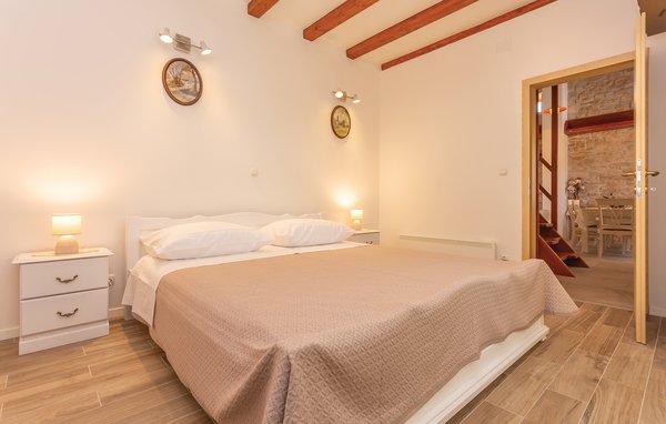 Feriehuse - Sibenik-Pakovo Selo , Kroatien - CDJ643 603