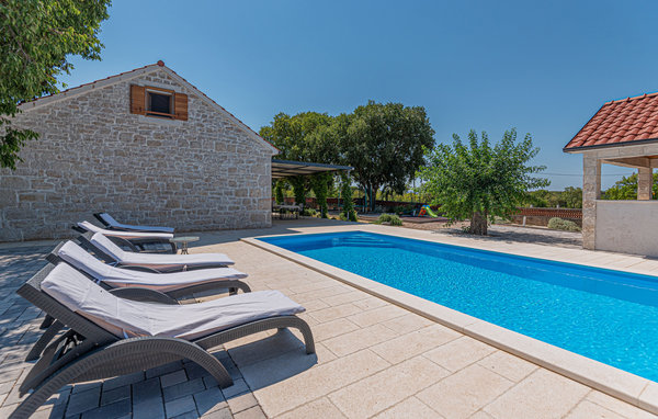 Holiday Home - Sibenik-Pakovo Selo , Croatia - CDJ643 1