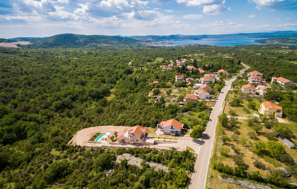 Kuća-za-odmor - Sibenik-Bilice , Hrvatska - CDJ679 81