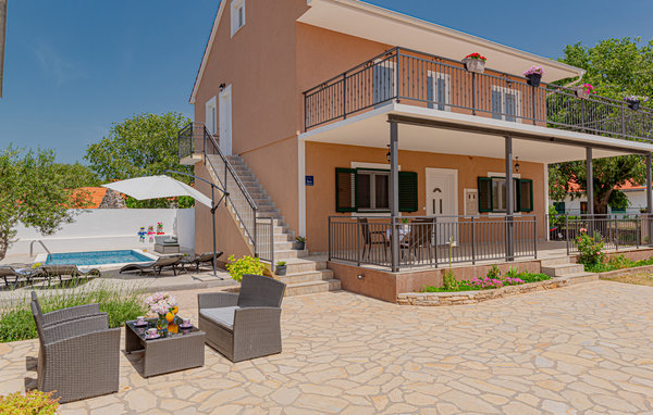 Apartman - Sibenik-Karalic , Hrvatska - CDJ689 1