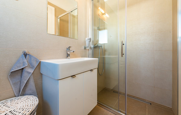 Ferienhaus - Vodice-Srima , Kroatien - CDJ692 703