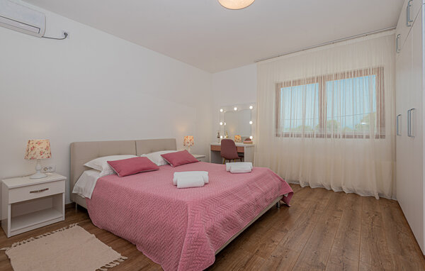 Semesterhus - Skradin-Sibenik , Kroatien - CDJ730 604