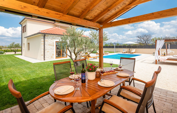 Holiday Home - Drnis-Kljuc , Croatia - CDJ744 2