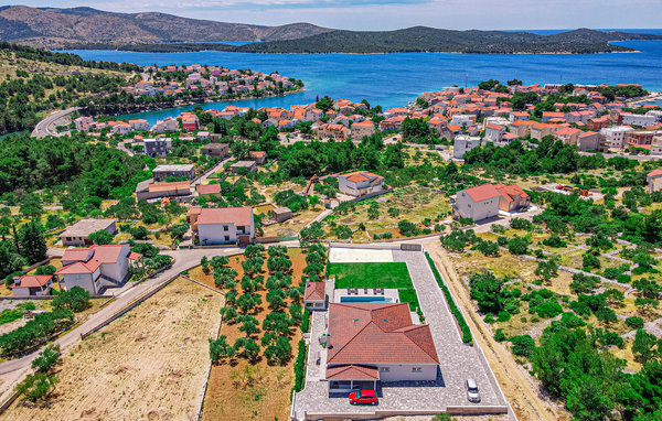 Holiday Home - Sibenik-Zaboric , Croatia - CDJ753 2