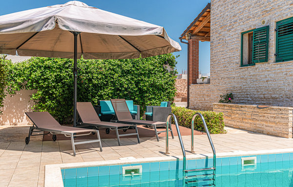 Kuća-za-odmor - Vodice-Vodice , Hrvatska - CDJ827 11
