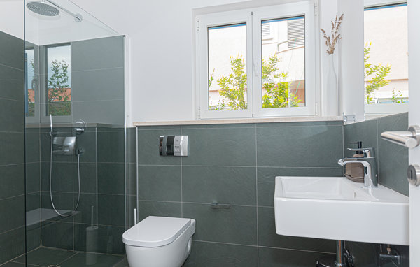 Domy wakacyjne - Vodice , Chorwacja - CDJ878 704