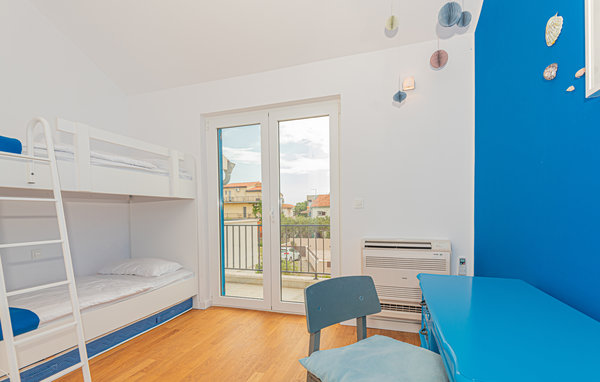 Domy wakacyjne - Vodice , Chorwacja - CDJ878 603