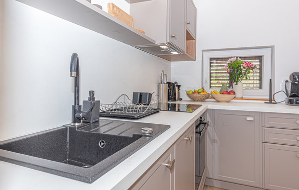 Holiday Home - Sibenik , Croatia - CDJ896 402