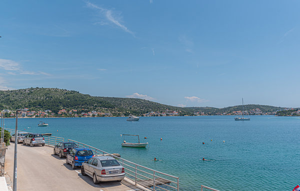 Holiday Home - Rogoznica , Croatia - CDJ928 202