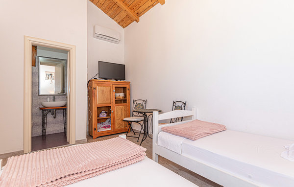 Feriebolig Holiday Home on Island Kaprije