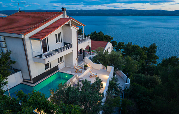 Holiday Home - Omis-Stanici , Croatia - CDM309 2