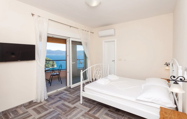 Kuća-za-odmor - Ploce-Kremena , Hrvatska - CDR205 601
