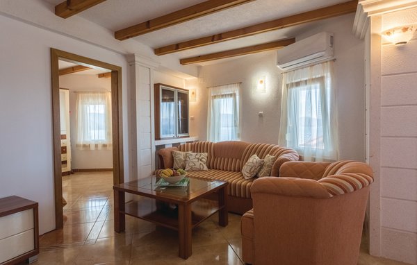 Apartman - Ploce-Komarna , Hrvatska - CDR311 301