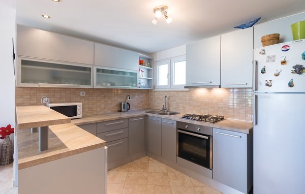Holiday Home - Ploce-Stasevica , Croatia - CDR412 402