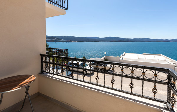 Apartment - Ploce-Komarna , Croatia - CDR527 201