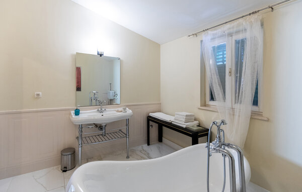 Apartment - Ploce-Bacina , Croatia - CDR631 702