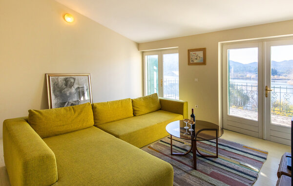 Apartment - Ploce-Bacina , Croatia - CDR631 301
