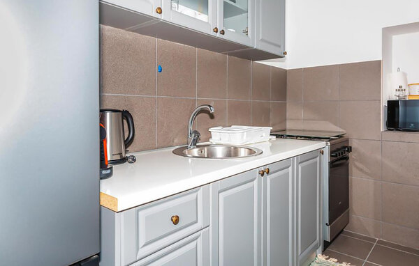 Holiday Home - Ploce-Komin , Croatia - CDR639 401