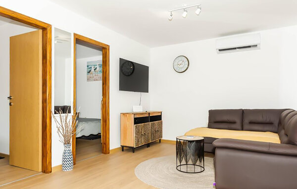 Holiday Home - Ploce-Komin , Croatia - CDR639 3