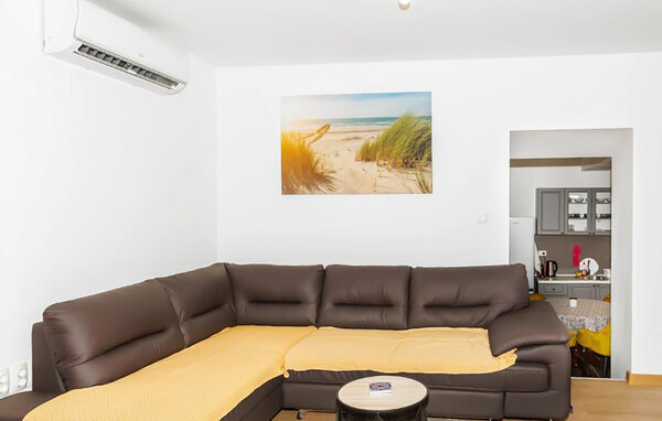 Holiday Home - Ploce-Komin , Croatia - CDR639 301