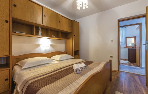 Domy wakacyjne - Trogir-Vinisce , Chorwacja - CDT708 607