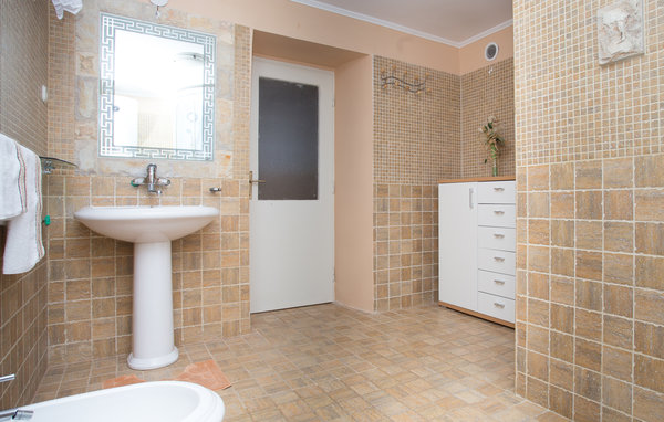 Ferienhaus - Ugljan-Ugljan , Kroatien - CDU206 704