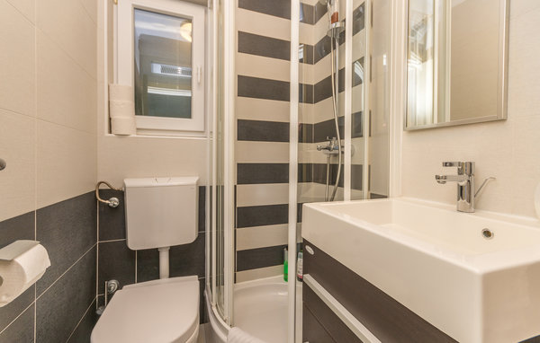 Semesterhus - Iz-Veli Iz , Kroatien - CDU540 702