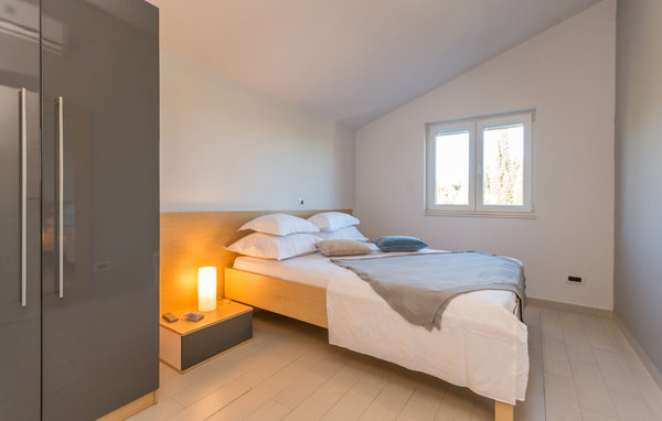 Semesterhus - Iz-Veli Iz , Kroatien - CDU540 604