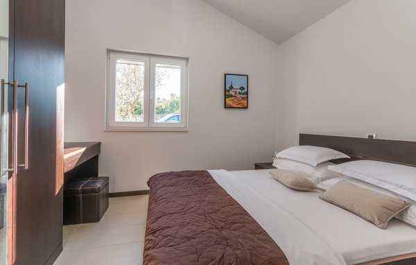 Semesterhus - Iz-Veli Iz , Kroatien - CDU540 607