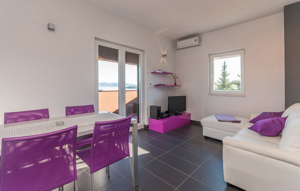 Semesterhus - Iz-Veli Iz , Kroatien - CDU540 302