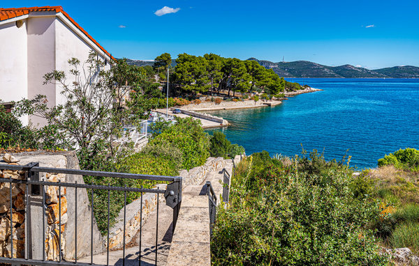 Semesterhus - Iz-Veli Iz , Kroatien - CDU540 203