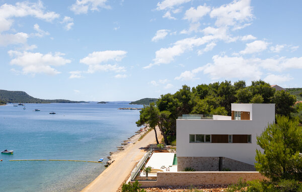 Feriehus - Ugljan-Kali , Kroatia - CDU653 83