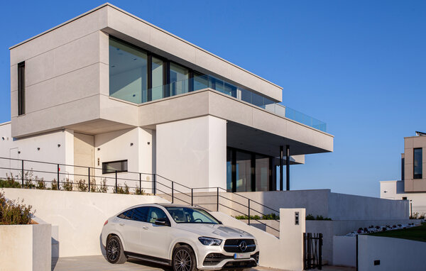 Ferienhaus - Ugljan , Kroatien - CDU681 81