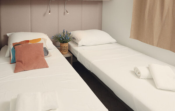 Ferienhaus - Pasman , Kroatien - CDU723 602