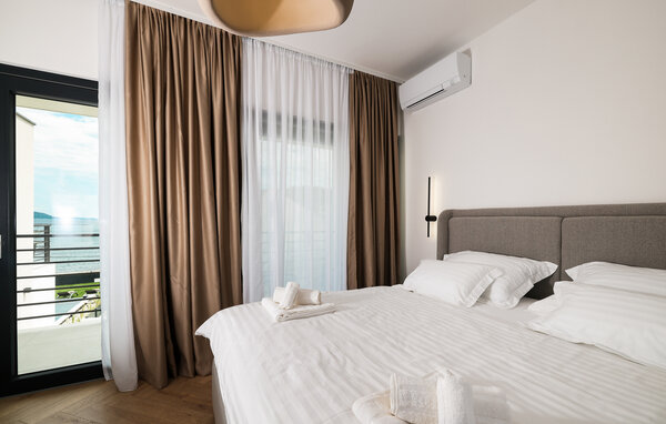 Holiday Home - Veli Iz , Croatia - CDU733 602