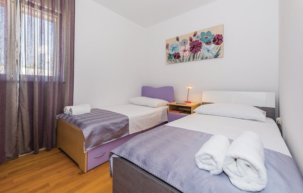 Holiday Home - Sibenik-Dubrava , Croatia - CDV005 612